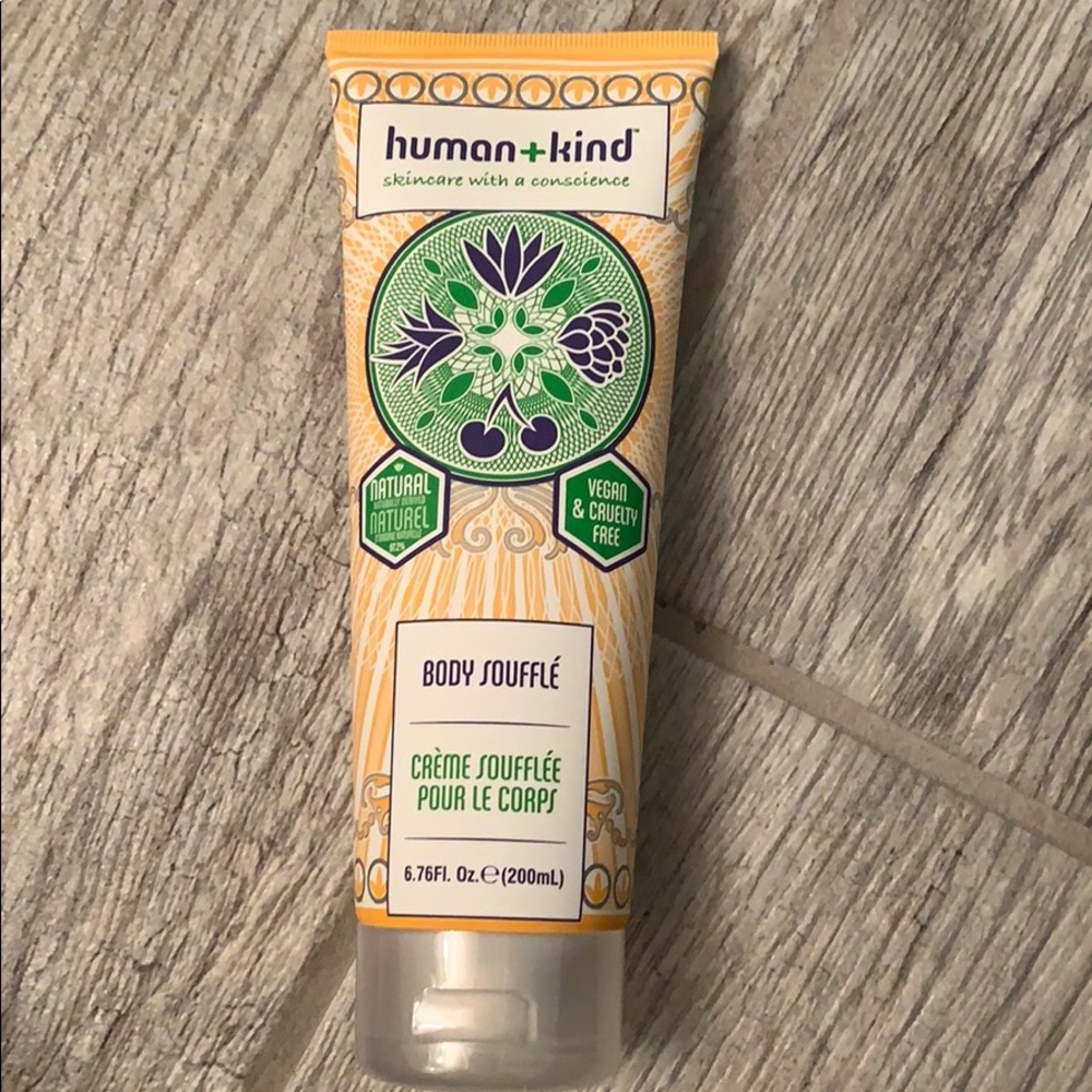 Human + kind body soufflé moisturizer